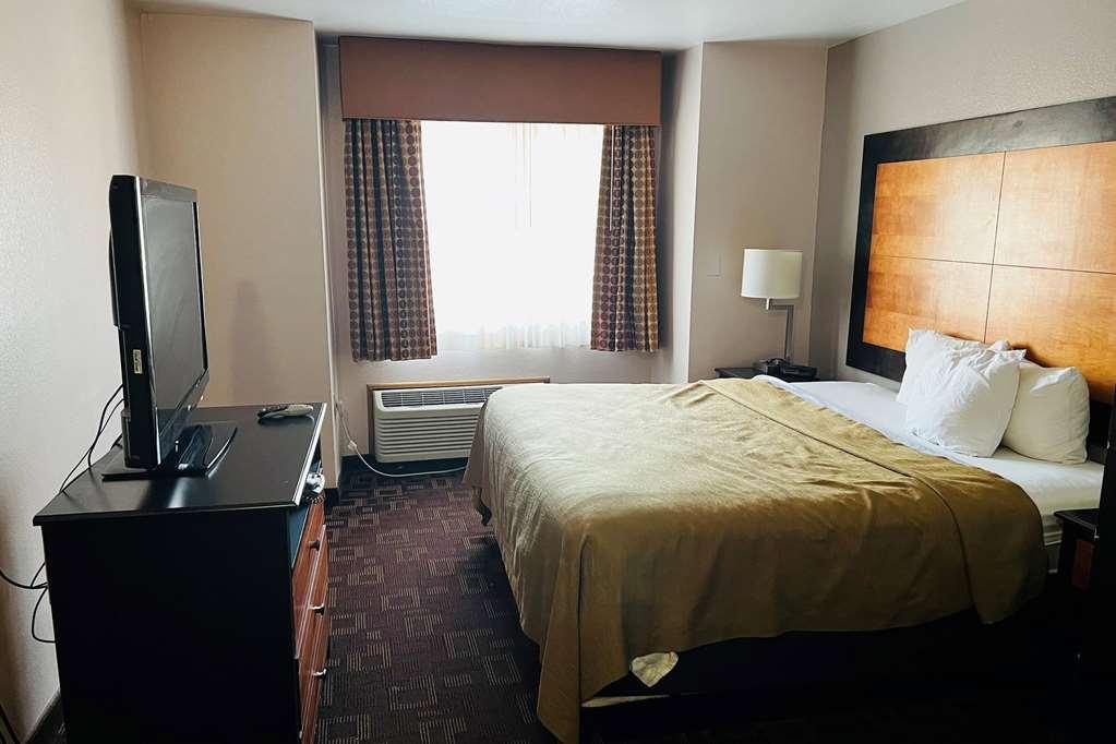 Days Inn By Wyndham Jackson Downtown Room photo